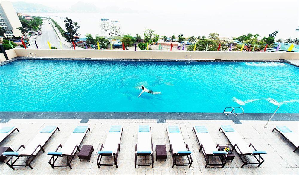 โรงแรมเมือง แท็ง ลักชัวรี กวาง หนิง ฮาลอง ภายนอก รูปภาพ