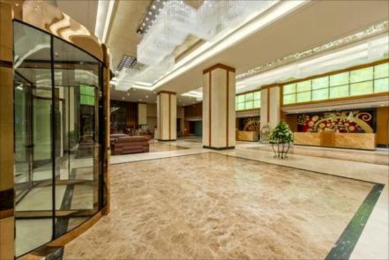 โรงแรมเมือง แท็ง ลักชัวรี กวาง หนิง ฮาลอง ภายนอก รูปภาพ